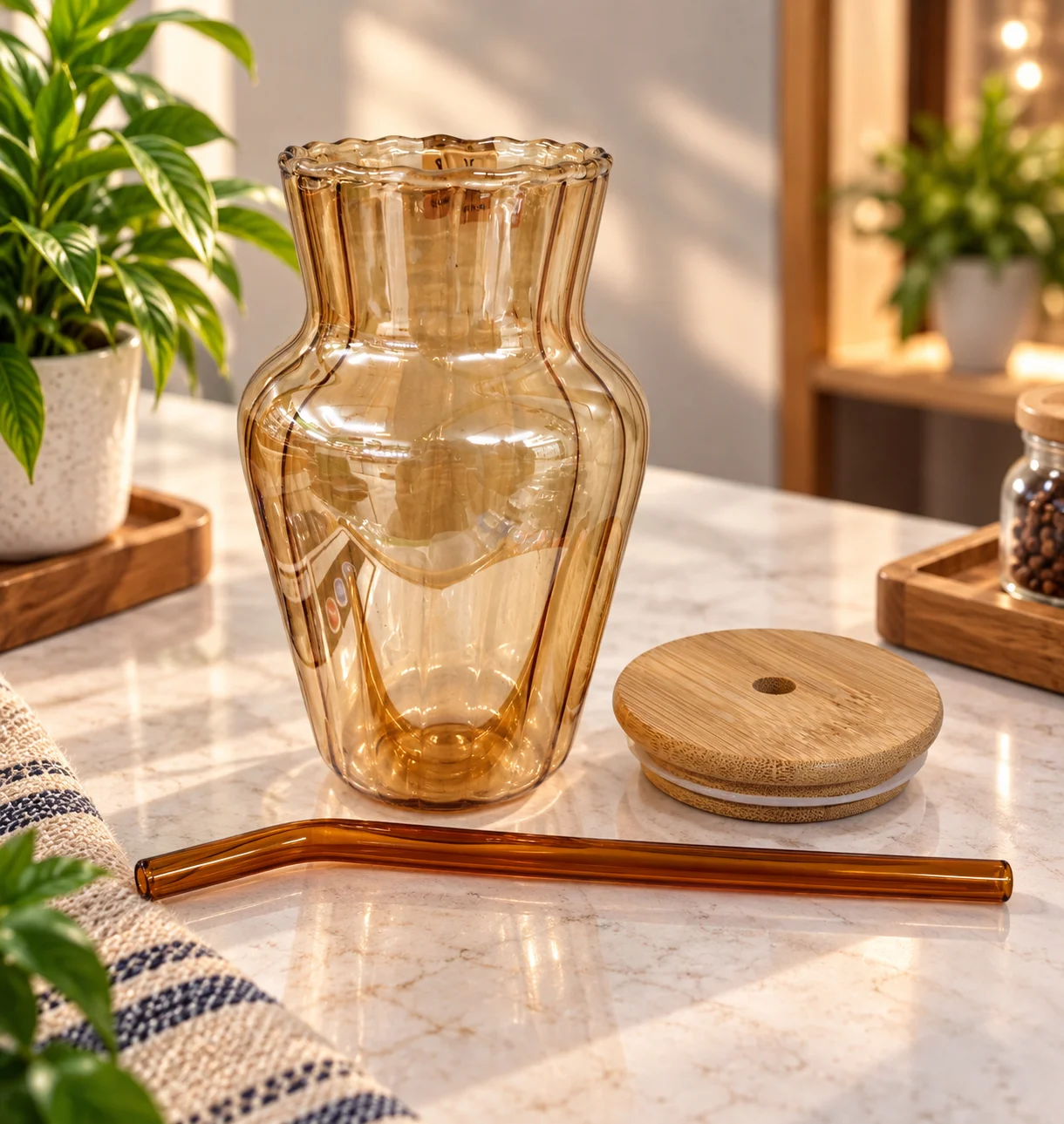 400ml Premium Glass Coffee Tumbler with Wooden Lid & Reusable Glass Straw thumbnail 3