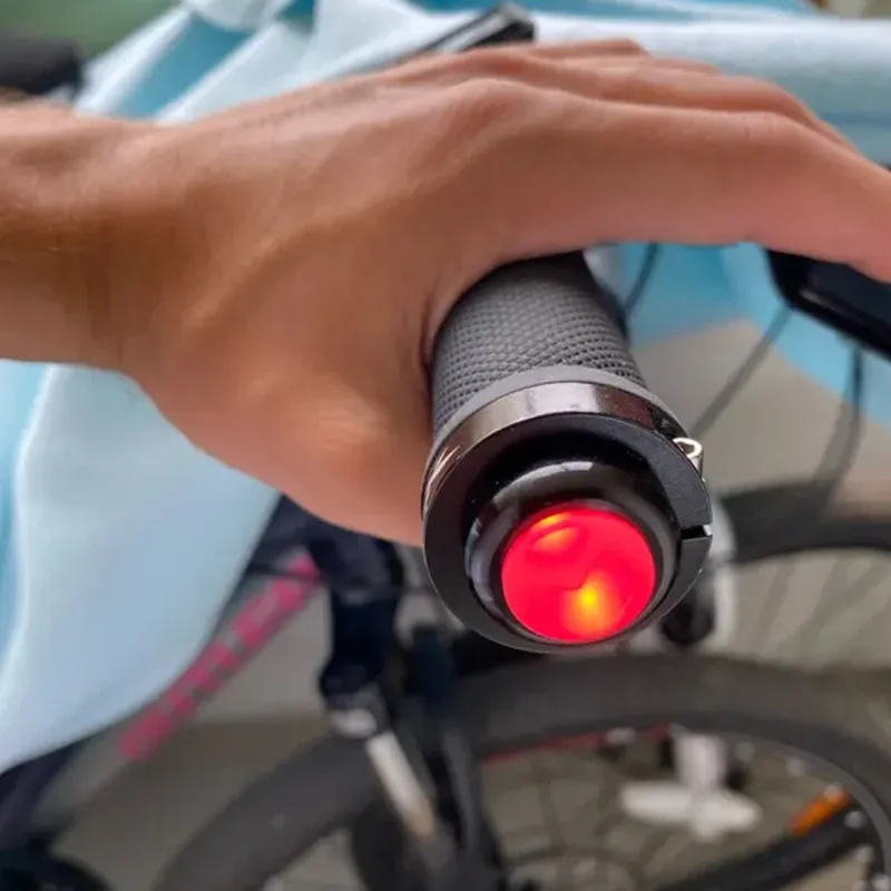 1 Pair Safety Cycling Bike Turn Signal Handle Bar End Plug LED Red Light Lamp Magnetic Handle Light Night Riding Warning 3