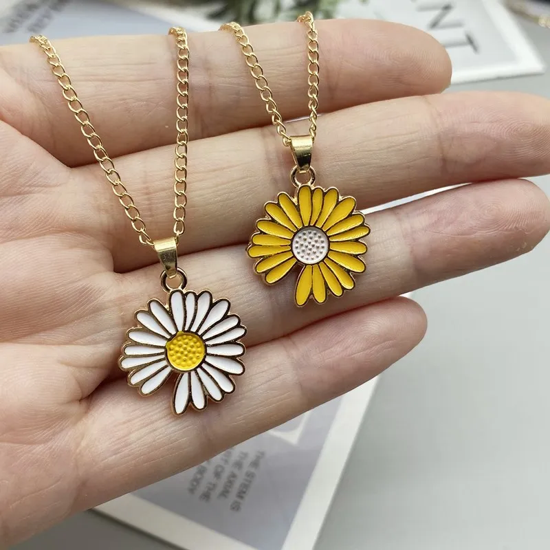 Cute Trendy Daisy Necklace Sun Flower Necklaces for Girls Simple Stylish - Flower Jewelry Dainty Chain Necklace for Women New Collection - Pendant Necklace for Girls Stylish thumbnail 2