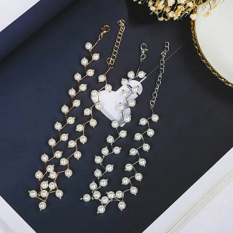 Trendy Fashionable Pearl Choker Necklace for Women Simple New Collection - Rhinestone Charm Chain Necklaces for Girls Party Accessory thumbnail 4