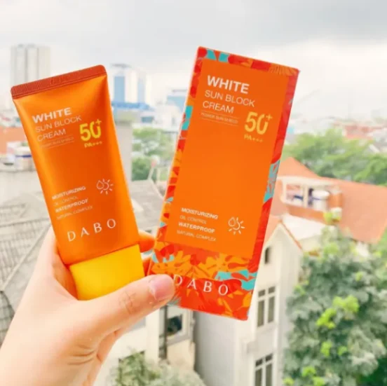 Dabo WhiteSun block Cream SPF 50+ PA+++ 4
