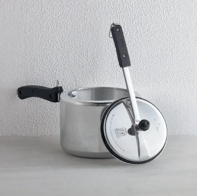 Pressure Cooker Vent Tube and Weight Whistles Assembly 3