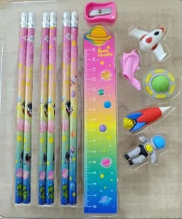 Jia Cheng Kids Stationery Set Spaceship Version Thumbnail 2