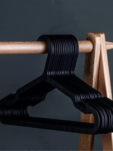 12 Pcs Black Color Plastic Hanger
