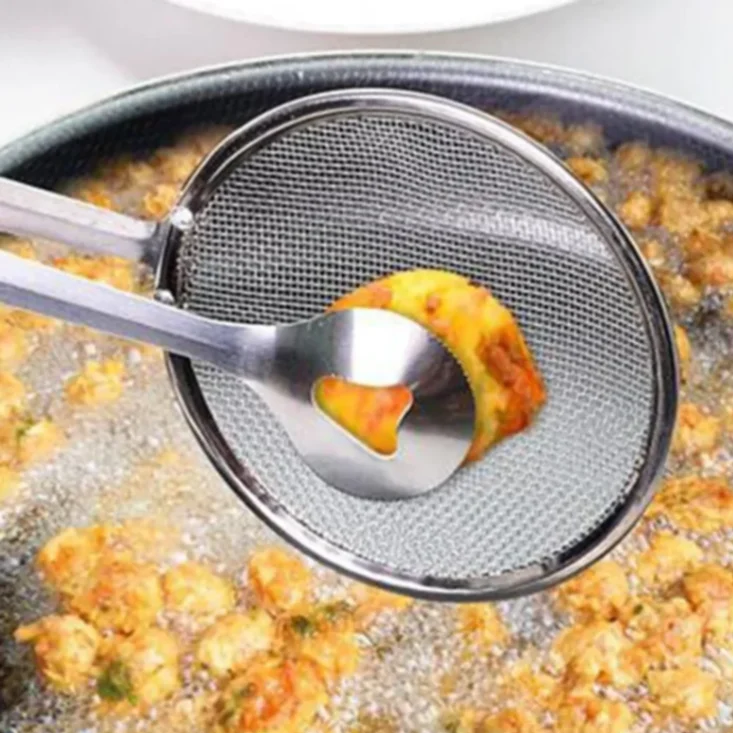 Stainless Steel Filter Spoon with Clip Food Kitchen Oil-Frying Multi-Functional BBQ Filter Clamp Strainer Kitchen Tools (Oil Filter Tongs) 3