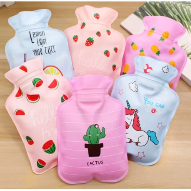 গরম পানির সেক দেওয়ার ব্যাগ।
জয়েন্ট এর ব্যাথায় সেক দেওয়ার জন্য খুবই উপকারী। Mini Hot Water Heater Bag 2