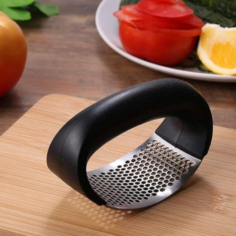 Stainless Steel Garlic Crusher Ginger Mincer Squeezer Press Chopper with Handle Stainless Steel Garlic Crusher Ginger Mincer Squeezer Press Chopper with Handle 5